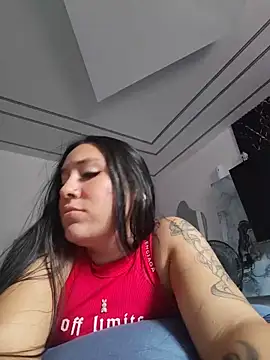Snapshot of valeryrouse27 chatting on May 13, 8:38 pm valeryrouse27 online show from May 13, 8:38 pm