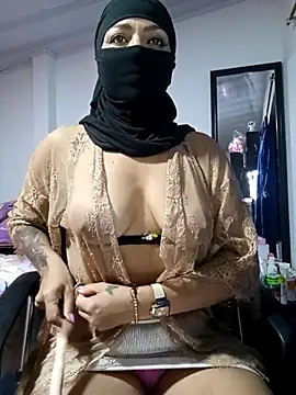 Snapshot of nadia__abaud chatting on February 13, 11:45 pm nadia abaud online show from February 13, 11:45 pm