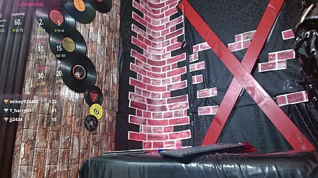 Snapshot of Dominatriz_Arlette chatting on June 24, 7:13 pm Dominatriz Arlette online show from June 24, 7:13 pm