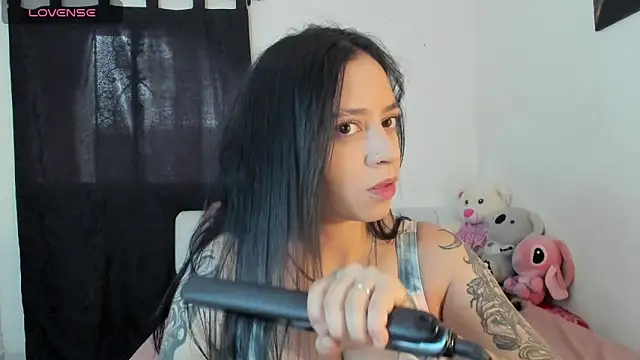 Snapshot of SabBrand25 chatting on May 19, 8:15 pm SabBrand25 online show from May 19, 8:15 pm