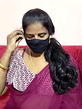 Snapshot of Sunitha-tamilponu chatting on May 7, 5:51 pm Sunitha-tamilponu online show from May 7, 5:51 pm