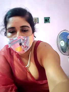 Snapshot of Rulali_44 chatting on May 1, 5:50 pm Rulali 44 online show from May 1, 5:50 pm