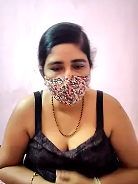 Snapshot of Rulali_44 chatting on May 11, 11:27 am Rulali 44 online show from May 11, 11:27 am