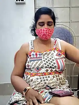 Snapshot of Rulali_44 chatting on May 12, 4:15 pm Rulali 44 online show from May 12, 4:15 pm