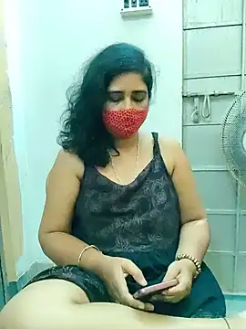 Snapshot of Rulali_44 chatting on May 13, 7:17 am Rulali 44 online show from May 13, 7:17 am