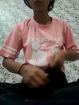 Snapshot of NOOR__MALIKA chatting on May 10, 7:46 am NOOR MALIKA online show from May 10, 7:46 am