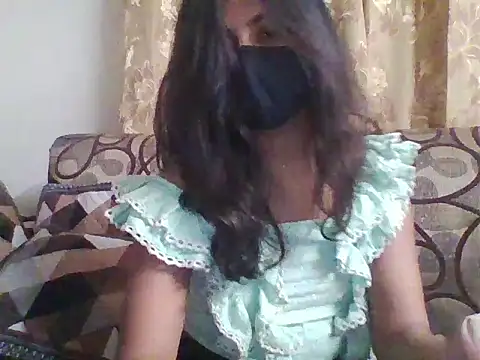 NAUGHTY-RASHI online show from May 25, 7:09 pm