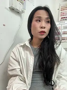 Snapshot of Xiaoyu-aa chatting on May 8, 9:03 am Xiaoyu-aa online show from May 8, 9:03 am