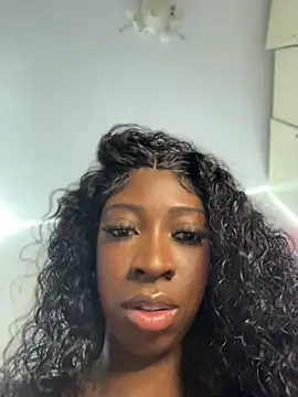 Snapshot of SpicySweetie chatting on May 8, 9:31 pm SpicySweetie online show from May 8, 9:31 pm