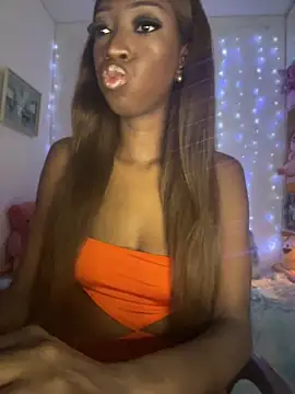 Snapshot of SpicySweetie chatting on May 15, 9:22 pm SpicySweetie online show from May 15, 9:22 pm