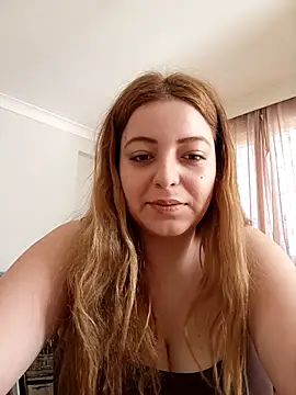 Snapshot of Werderwerememm chatting on April 25, 1:03 pm Werderwerememm online show from April 25, 1:03 pm
