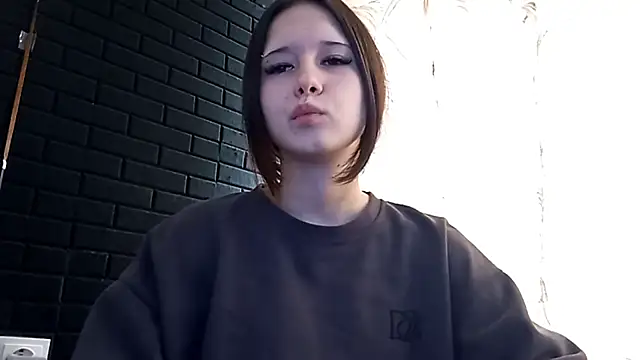 Snapshot of AngelynHallowich chatting on May 16, 3:44 pm AngelynHallowich online show from May 16, 3:44 pm