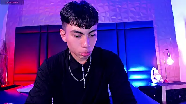 EthanSantori online show from May 19, 7:31 pm