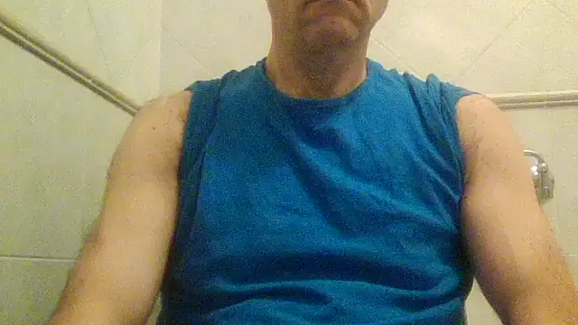 Snapshot of kelper18 chatting on April 28, 1:38 pm kelper18 online show from April 28, 1:38 pm