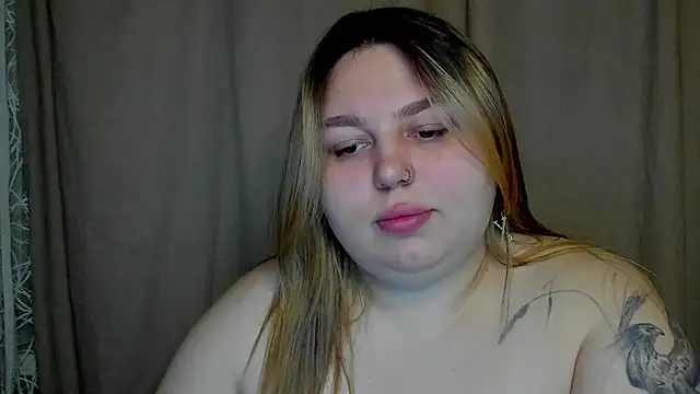 LillyHaigh online show from May 11, 8:06 pm