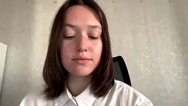 Snapshot of LisaSunrise chatting on May 25, 1:11 am LisaSunrise online show from May 25, 1:11 am