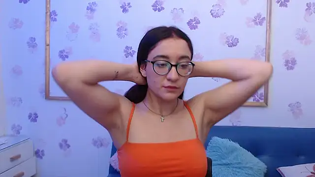 Snapshot of Karol_prescot chatting on April 28, 4:34 pm Karol prescot online show from April 28, 4:34 pm