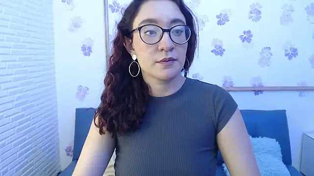 Snapshot of Karol_prescot chatting on May 12, 2:03 pm Karol prescot online show from May 12, 2:03 pm