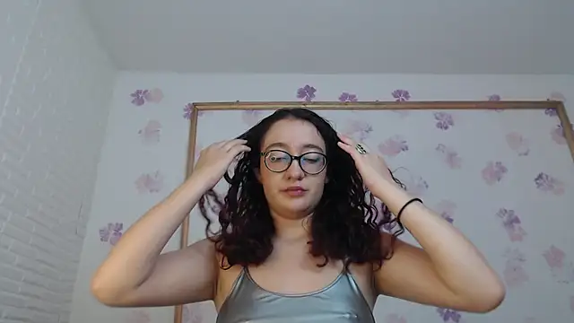 Snapshot of Karol_prescot chatting on May 20, 2:23 pm Karol prescot online show from May 20, 2:23 pm