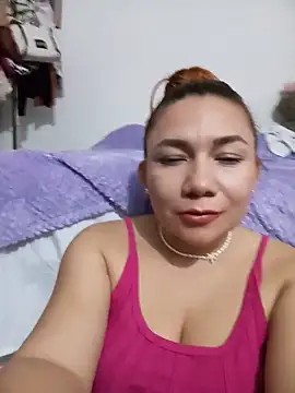 Snapshot of Luna_Morch chatting on May 25, 6:52 am Luna Morch online show from May 25, 6:52 am