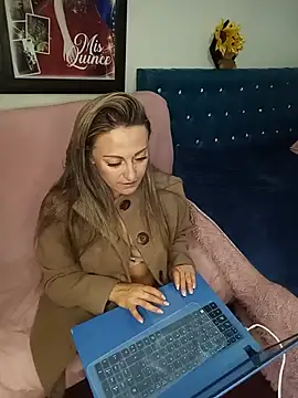 Snapshot of Angel_Nova_ chatting on May 24, 12:59 am Angel Nova online show from May 24, 12:59 am