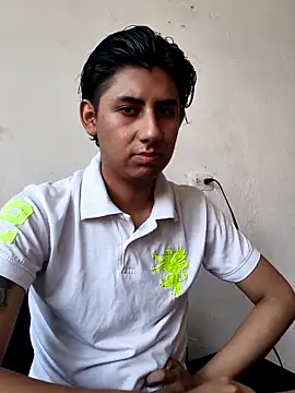 Snapshot of Ericef chatting on May 13, 6:38 pm Ericef online show from May 13, 6:38 pm