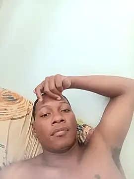 Snapshot of SANTI_BIGXXX chatting on May 6, 10:37 pm SANTI BIGXXX online show from May 6, 10:37 pm