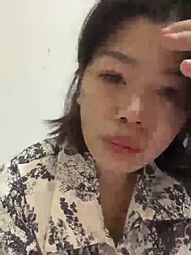 Snapshot of milkwine chatting on May 10, 3:33 am milkwine online show from May 10, 3:33 am