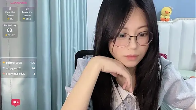 Snapshot of Luna-666 chatting on April 29, 5:30 pm Luna-666 online show from April 29, 5:30 pm