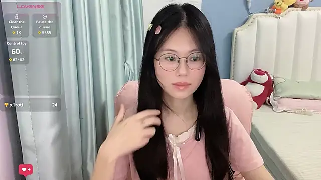 Luna-666 online show from July 8, 1:37 pm