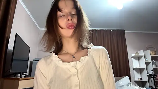 asunasue online show from May 17, 12:19 am