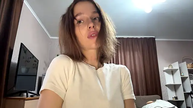 asunasue online show from May 22, 1:57 am