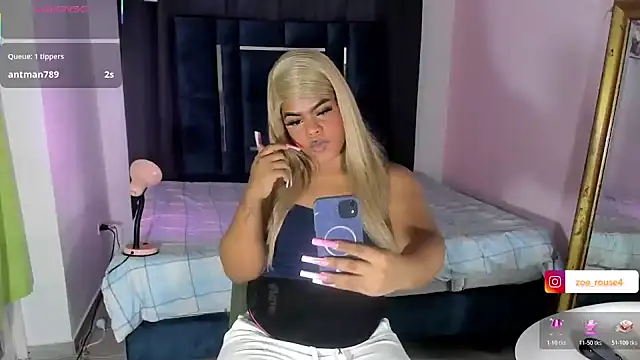 Snapshot of zoee_rose chatting on May 7, 9:58 am zoee rose online show from May 7, 9:58 am