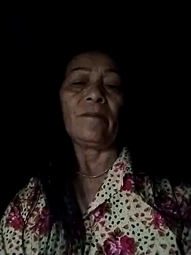 Snapshot of mouth22 chatting on April 30, 10:47 pm mouth22 online show from April 30, 10:47 pm