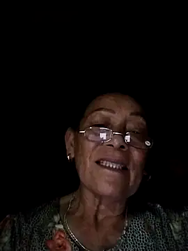 Snapshot of mouth22 chatting on May 2, 2:22 pm mouth22 online show from May 2, 2:22 pm