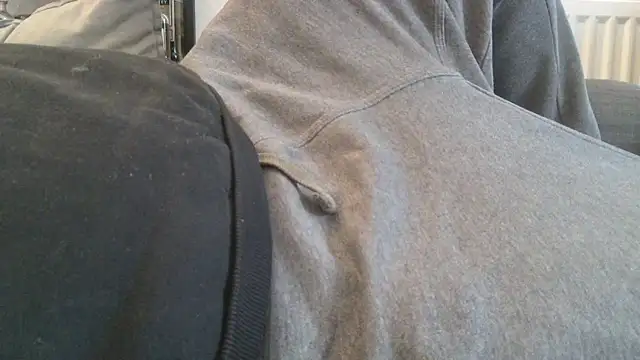Snapshot of horny-bear89 chatting on May 14, 5:42 pm horny-bear89 online show from May 14, 5:42 pm