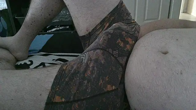Snapshot of horny-bear89 chatting on June 30, 3:57 pm horny-bear89 online show from June 30, 3:57 pm