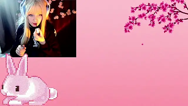Snapshot of AmmiRinn chatting on May 15, 11:06 am AmmiRinn online show from May 15, 11:06 am