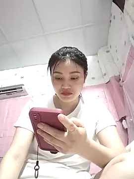 Snapshot of Sary_Naughty chatting on May 19, 1:17 pm Sary Naughty online show from May 19, 1:17 pm