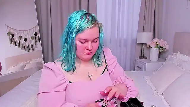 Snapshot of Amelia_Skyee chatting on July 2, 10:32 am Amelia Skyee online show from July 2, 10:32 am