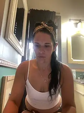 Snapshot of Vanessa_Valentine chatting on May 22, 1:50 pm Vanessa Valentine online show from May 22, 1:50 pm