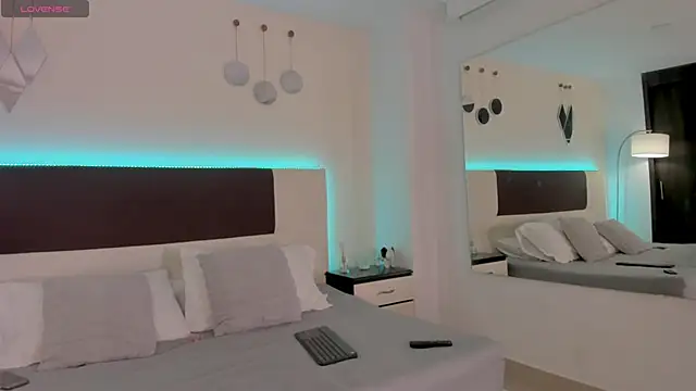 Sky Loren online show from May 6, 12:41 am