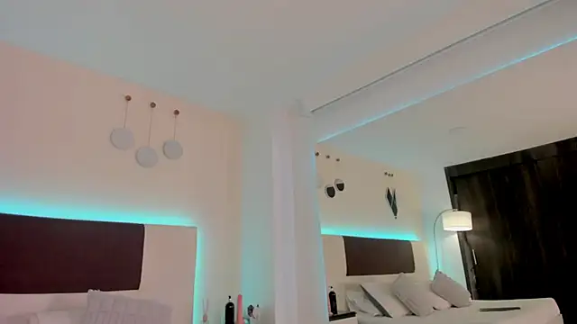 Sky Loren online show from May 15, 3:02 am