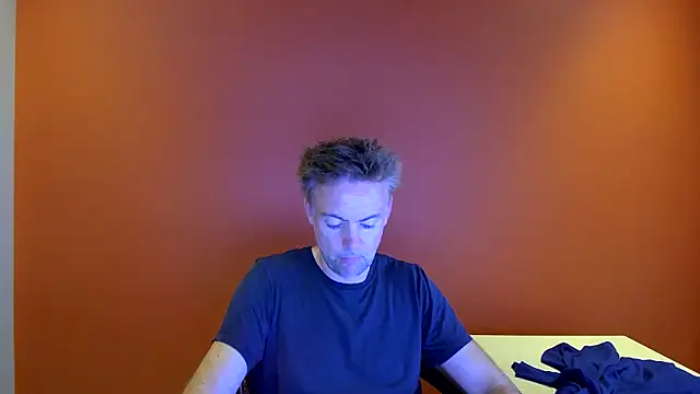 Snapshot of BronzeShowtime67 chatting on May 1, 2:54 pm BronzeShowtime67 online show from May 1, 2:54 pm