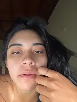 mia moonna online show from May 25, 1:39 pm