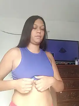 zoehot07 online show from April 28, 7:52 pm