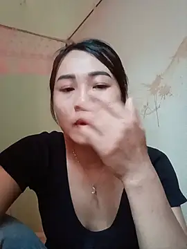 Snapshot of Pivi12 chatting on May 22, 7:37 am Pivi12 online show from May 22, 7:37 am