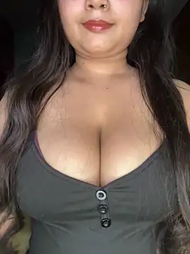 Snapshot of Naughty_pooja44 chatting on May 5, 7:38 am Naughty pooja44 online show from May 5, 7:38 am