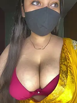 Snapshot of Naughty_pooja44 chatting on May 20, 7:42 pm Naughty pooja44 online show from May 20, 7:42 pm