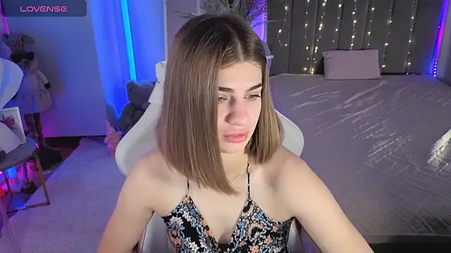 Dayana Mood online show from June 27, 6:51 am